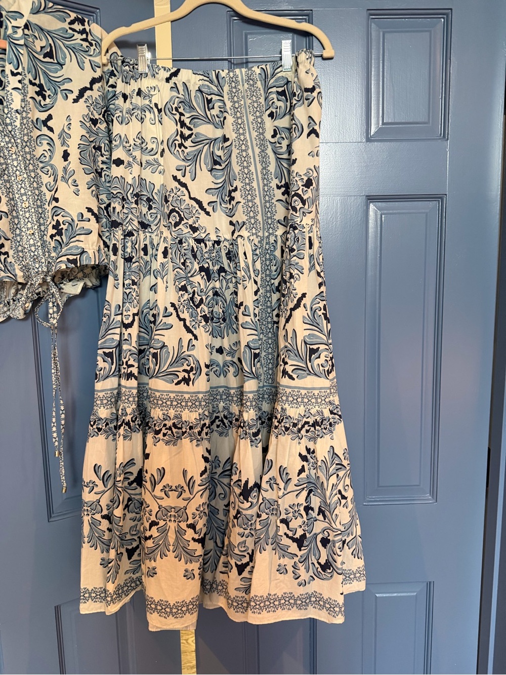 Cara Cara Perrin Top + Melanie Skirt Size Medium - Picture 6 of 14